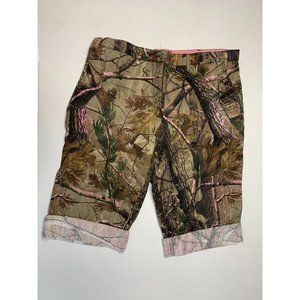 Russell Outdoors Womens Size 2XL Camo Long Shorts Cuffed Hem Real Tree Adjustabl